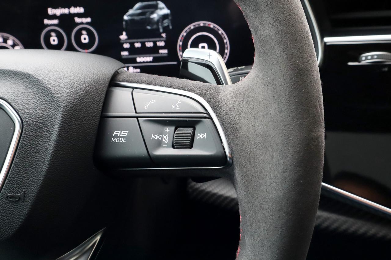 2021 Audi RS Q8  Photo