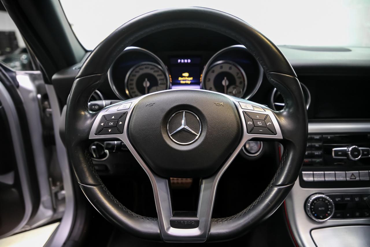 2015 Mercedes-Benz SLK-Class SLK 250 ROADSTER PREMIUMPKG NAV HANDLINGPKG 18INCH Photo