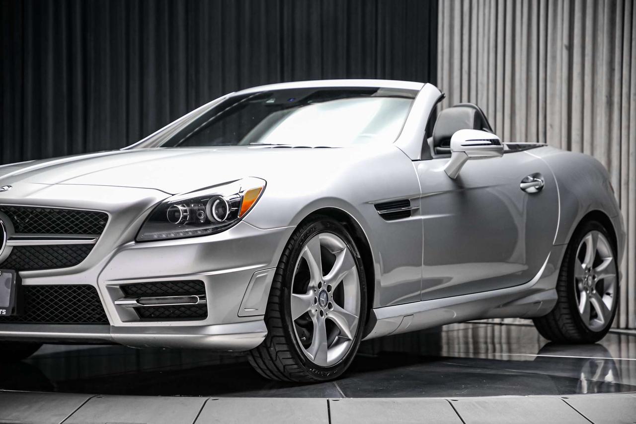 2015 Mercedes-Benz SLK SLK 250 ROADSTER PREMIUMPKG NAV HANDLINGPKG 18INCH Photo