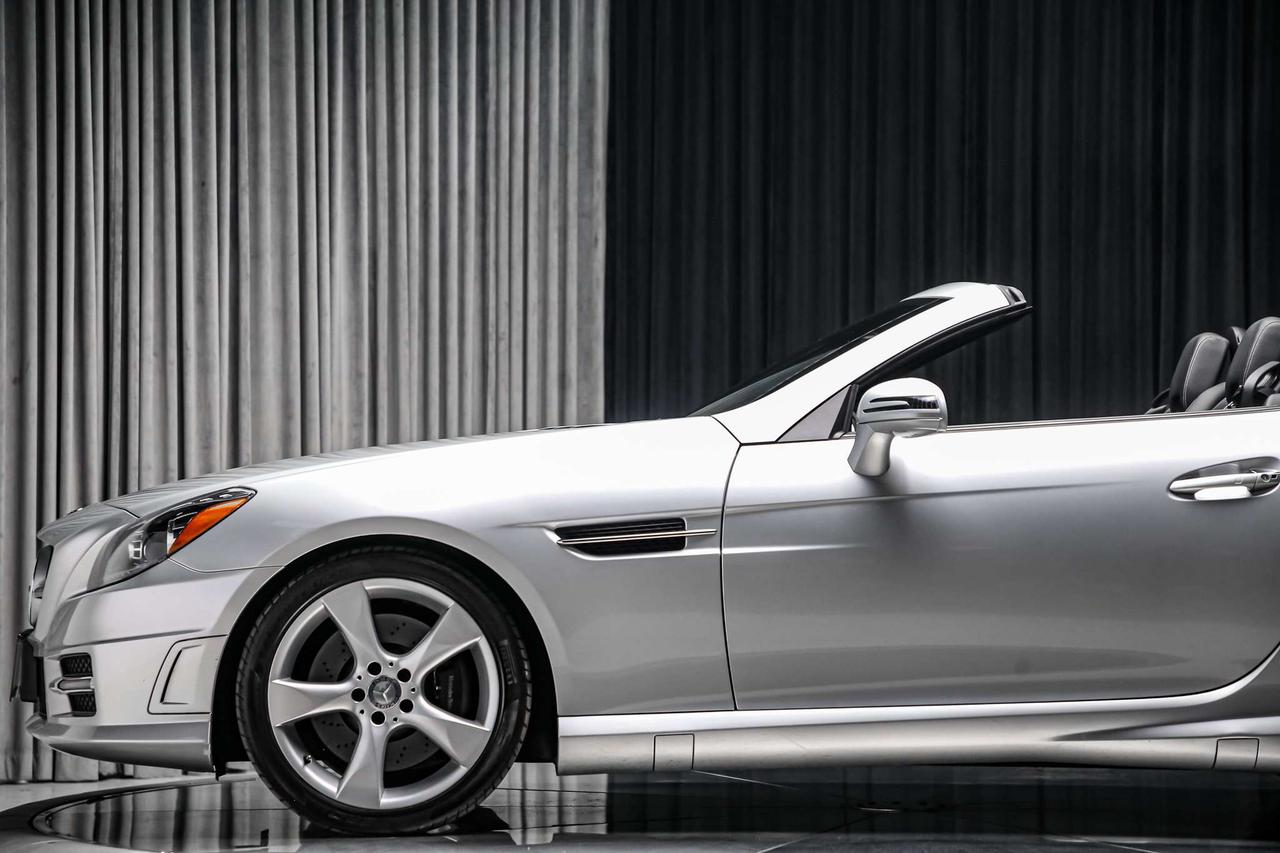 2015 Mercedes-Benz SLK SLK 250 ROADSTER PREMIUMPKG NAV HANDLINGPKG 18INCH Photo