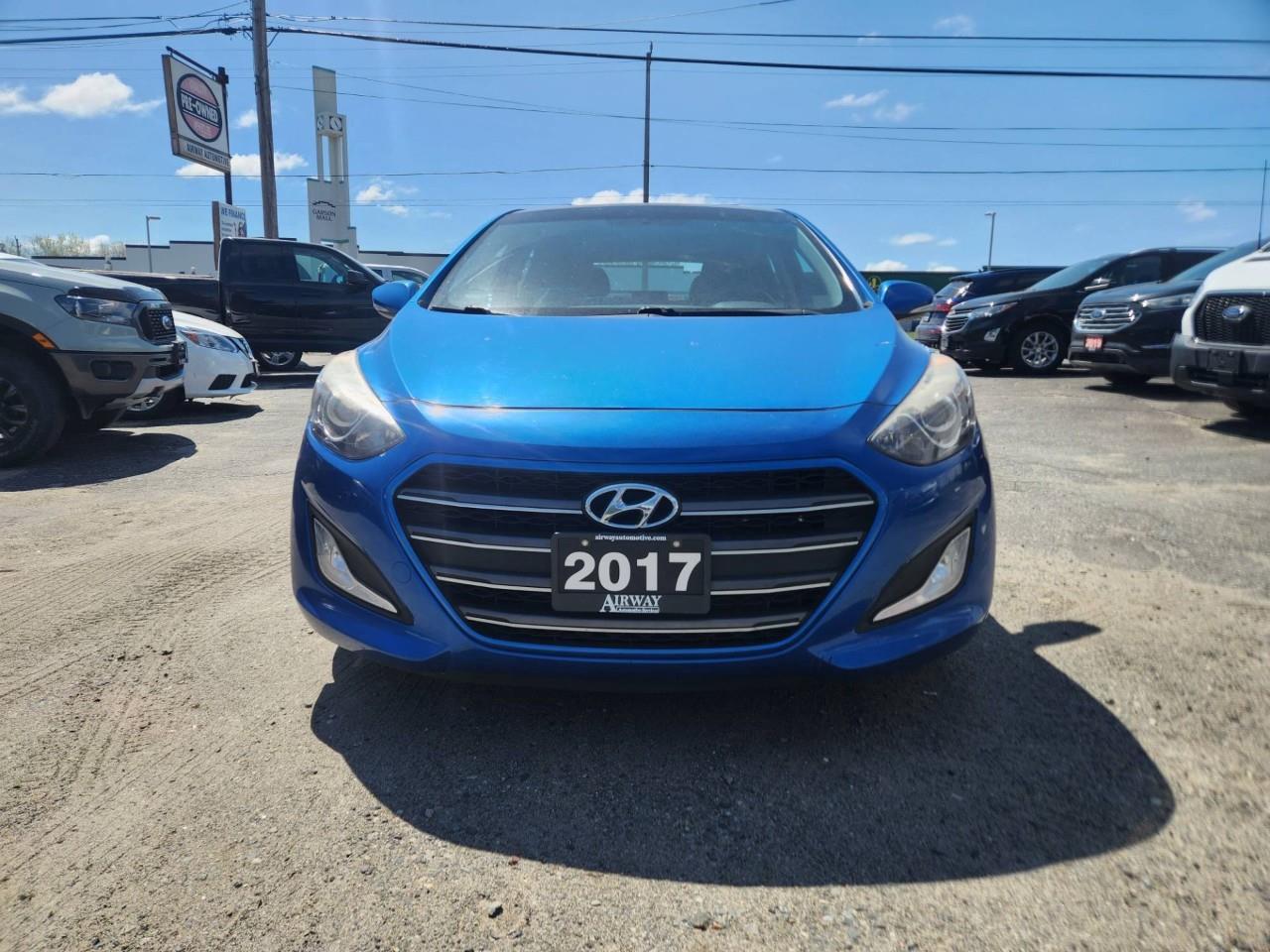 2017 Hyundai Elantra GT GLS Tech (A6) 4dr Hatchback Photo