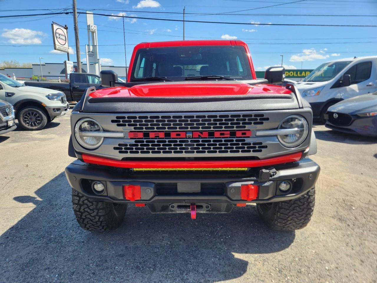 2023 Ford Bronco Badlands 2dr 4x4 Photo