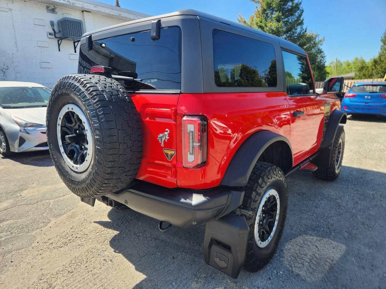 2023 Ford Bronco Badlands 2dr 4x4 Photo