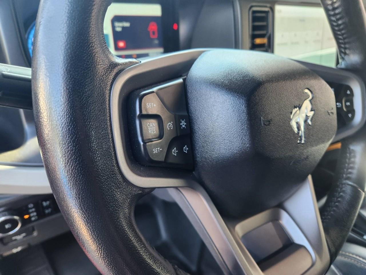 2023 Ford Bronco Badlands 2dr 4x4 Photo