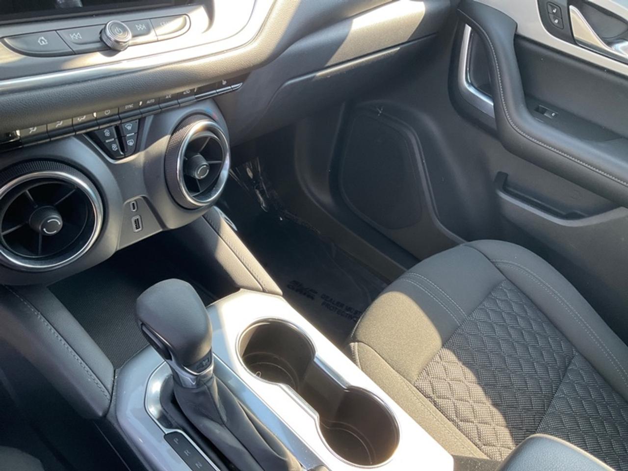2022 Chevrolet Blazer LT Photo4