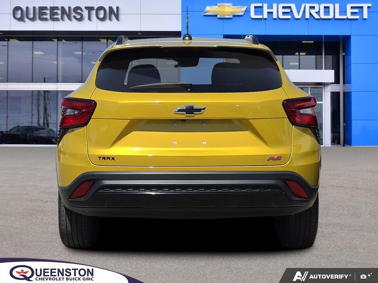 2024 Chevrolet Trax 2RS   NO CLAIMS   SUNROOF   APPLE CARPLAY Photo