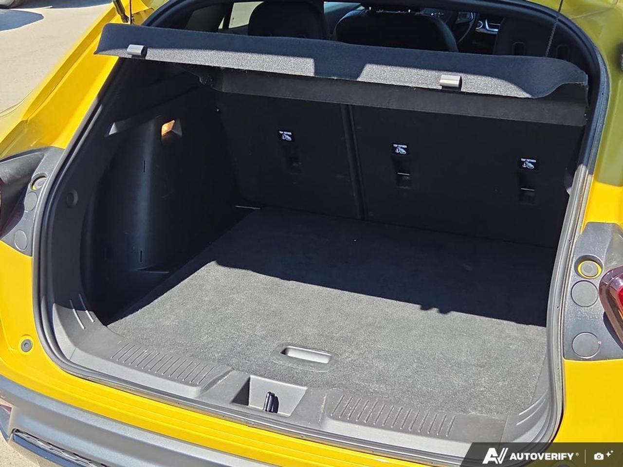 2024 Chevrolet Trax 2RS   NO CLAIMS   SUNROOF   APPLE CARPLAY Photo