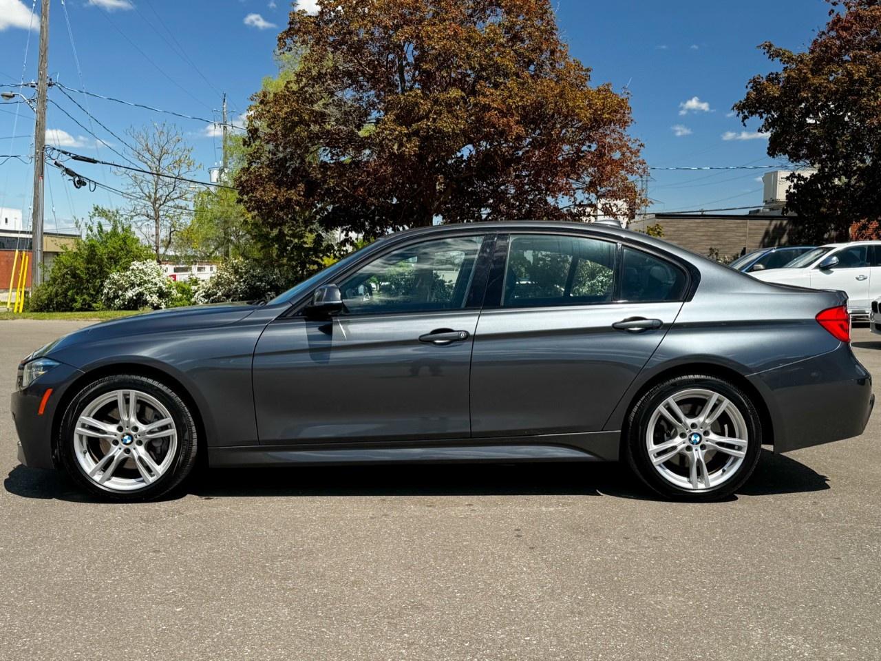 2018 BMW 3 Series 330i xDrive Sedan Photo