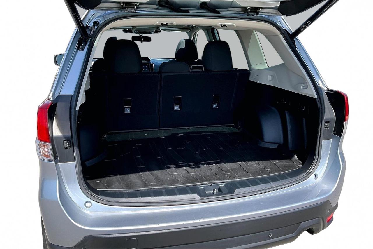 2023 Subaru Forester TOURING AWD   NO ACCIDENT   REMOTE START   SUNROOF Photo