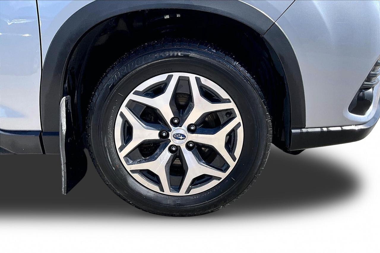2023 Subaru Forester TOURING AWD   NO ACCIDENT   REMOTE START   SUNROOF Photo