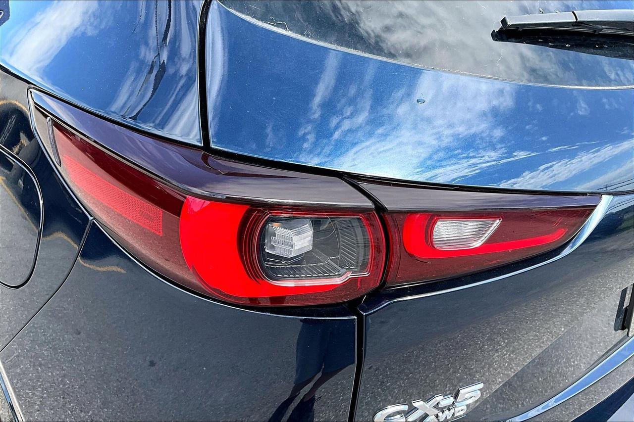 2023 Mazda CX-5 SPORT DESIGN AWD   TURBO   CLEAN CARFAX   SUNROOF Photo