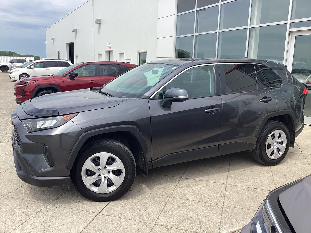 2024 Toyota RAV4 LE AWD Photo