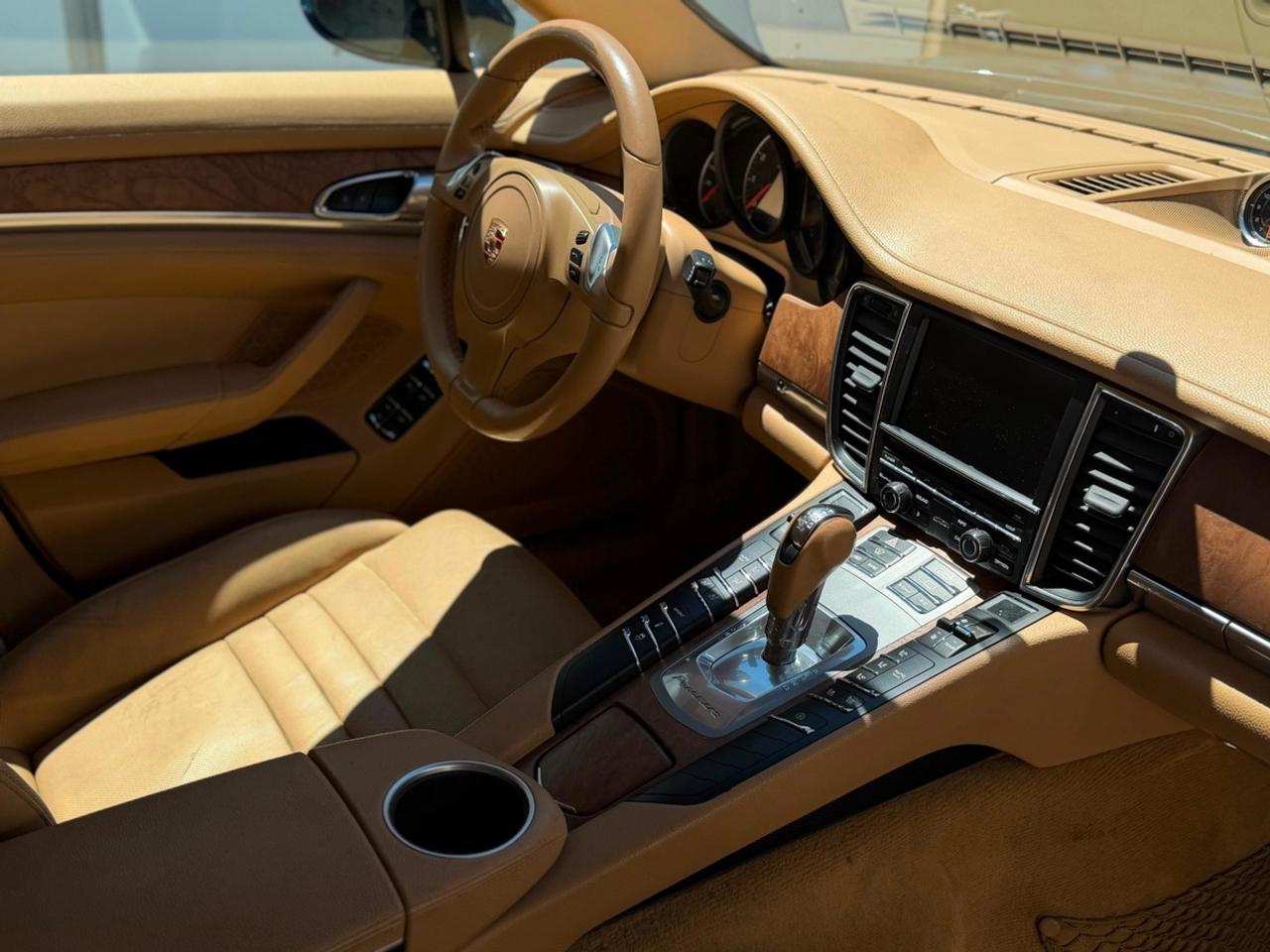 2014 Porsche Panamera 4|CLEAN CARFAX|LOADED|RARE SPEC Photo