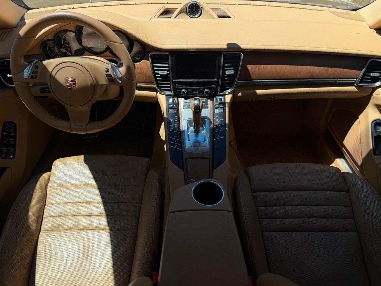 2014 Porsche Panamera 4|CLEAN CARFAX|LOADED|RARE SPEC Photo4