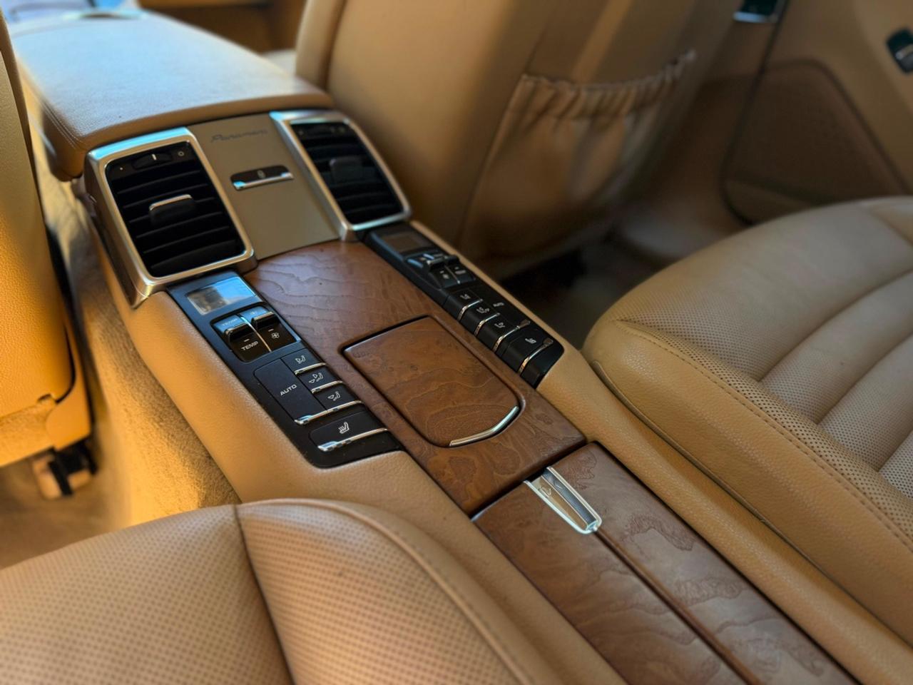 2014 Porsche Panamera 4|CLEAN CARFAX|LOADED|RARE SPEC Photo