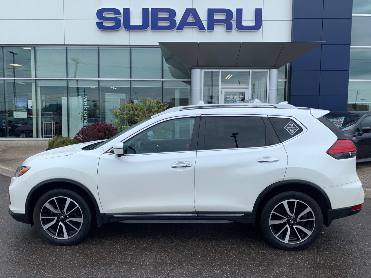 2017 Nissan Rogue SL Platinum 4dr All-wheel Drive Photo