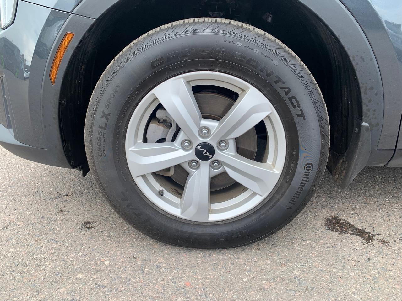 2024 Kia Sorento 2.5L LX 4dr All-Wheel Drive Photo
