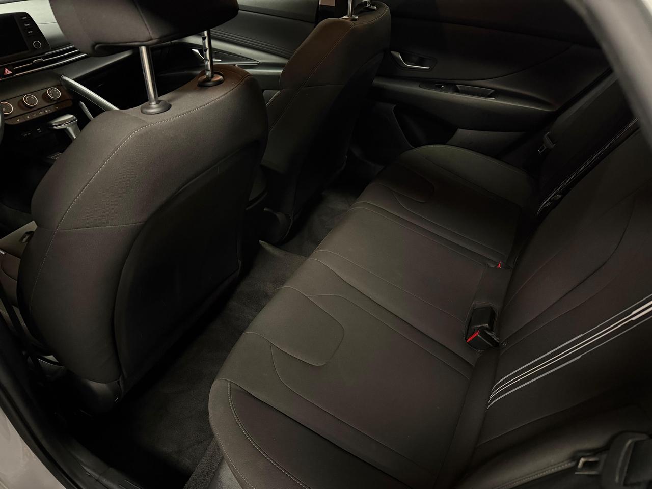 2021 Hyundai Elantra PREFERRED|CLEAN CARFAX|CARPLAY Photo