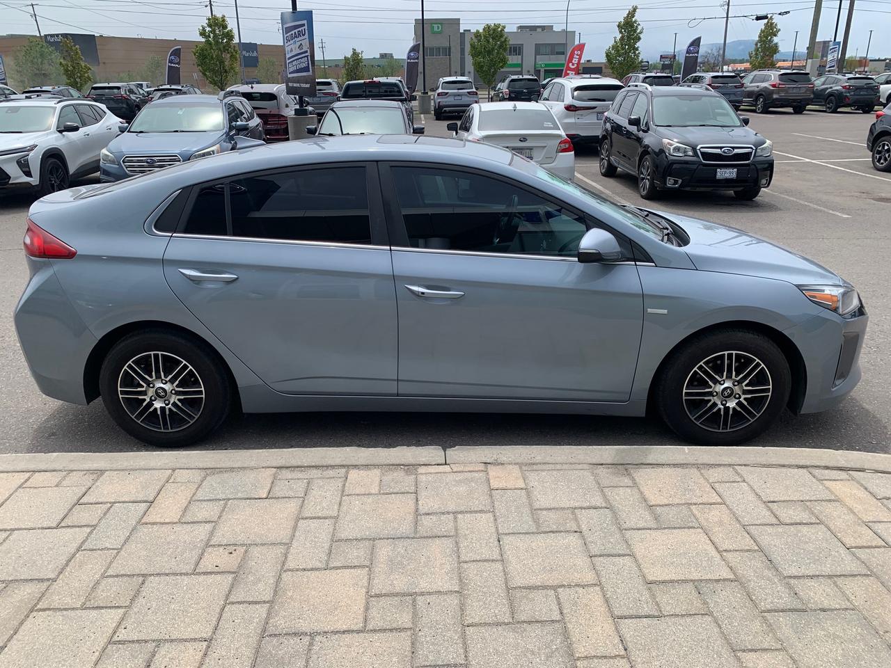 2017 Hyundai Ioniq Hybrid SE 4dr Hatchback Photo