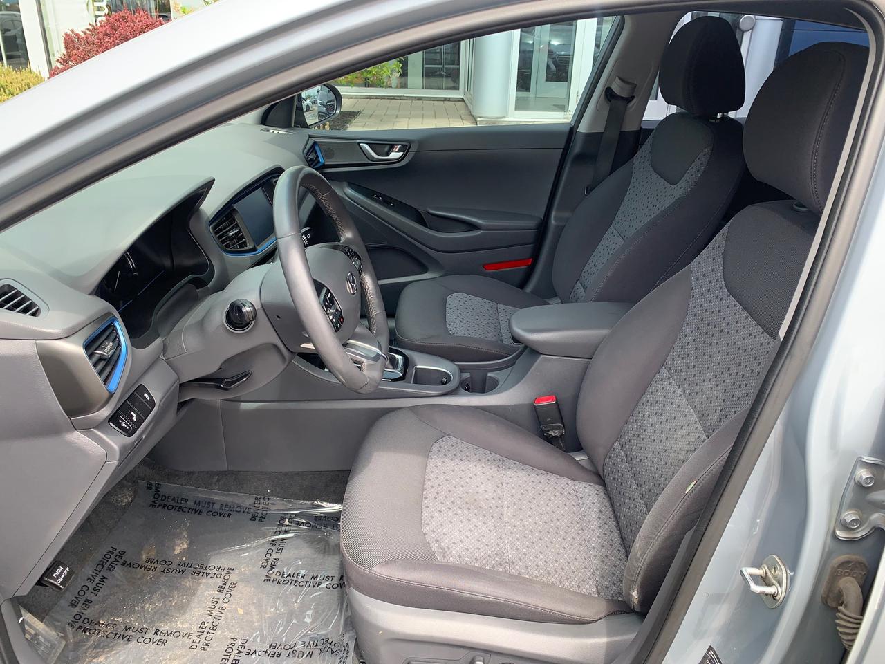 2017 Hyundai Ioniq Hybrid SE 4dr Hatchback Photo