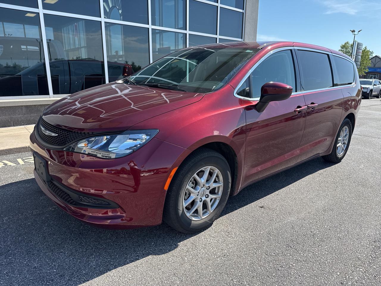 2023 Chrysler Grand Caravan SXT Photo
