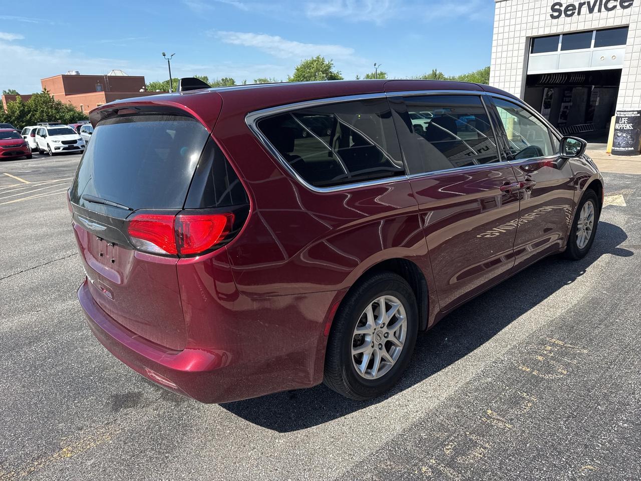 2023 Chrysler Grand Caravan SXT Photo