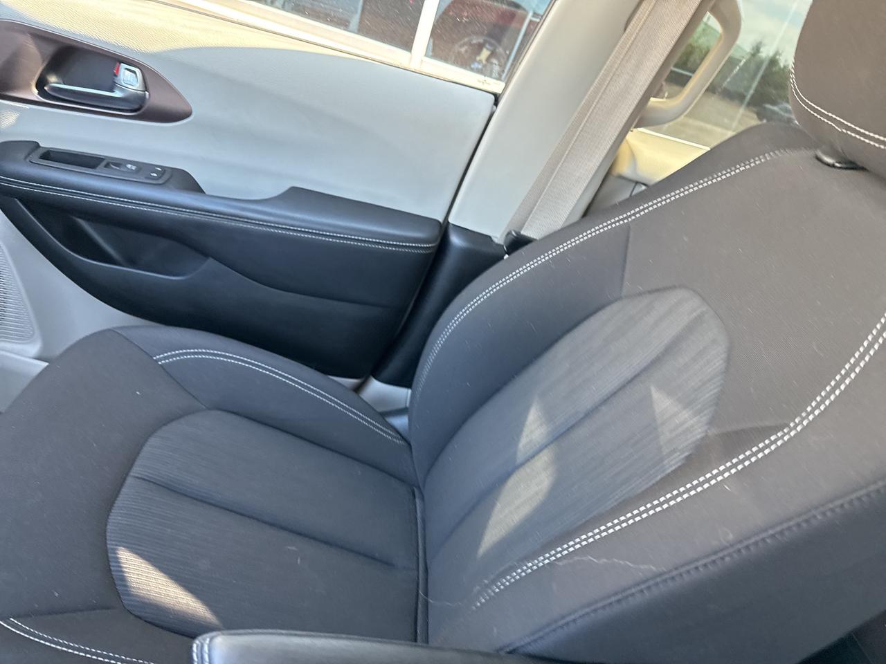 2023 Chrysler Grand Caravan SXT Photo