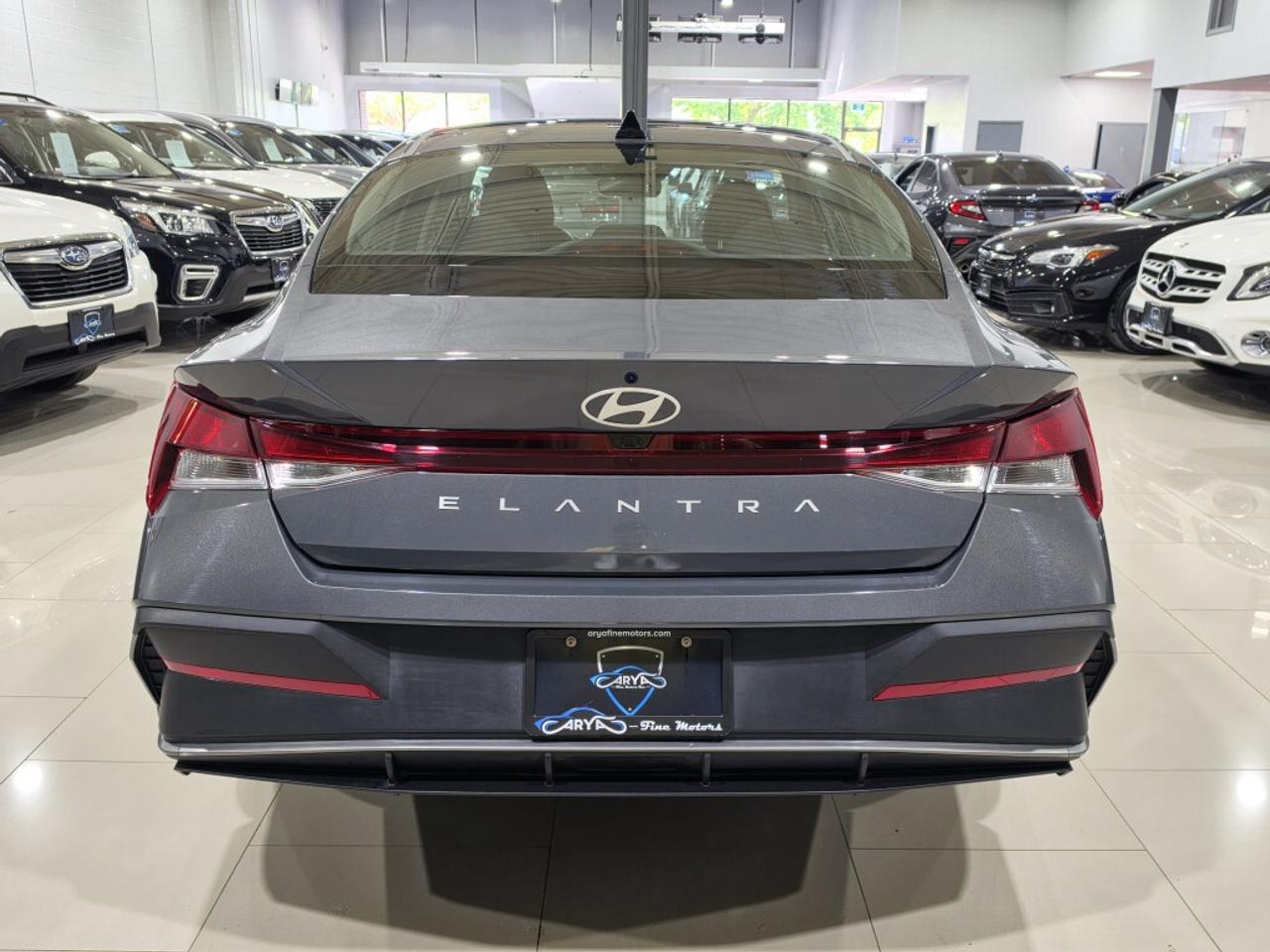 2025 Hyundai Elantra PREFERRED W/TECH NO ACCIDENT ONE OWNER ONTARIO VEH Photo