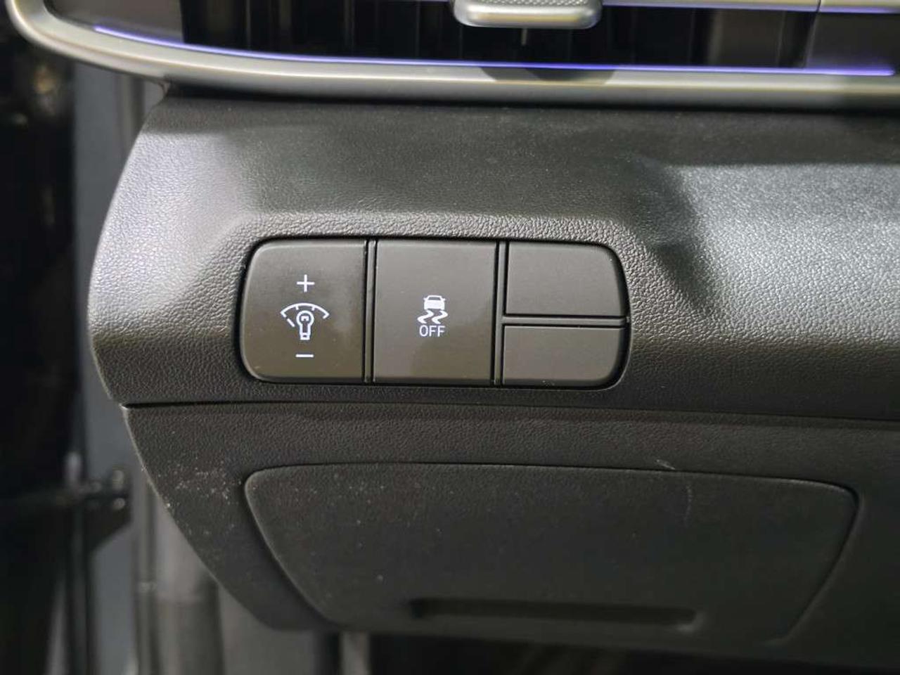 2025 Hyundai Elantra PREFERRED W/TECH NO ACCIDENT ONE OWNER ONTARIO VEHICLE Photo