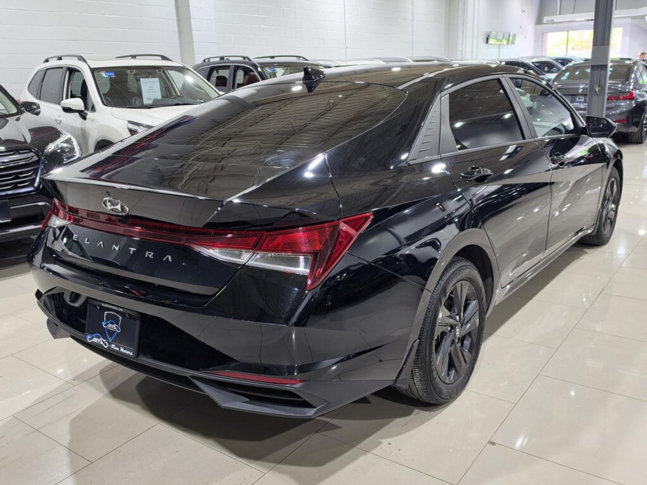 2023 Hyundai Elantra PREFERRED W/TECH NO ACCIDENT ONE OWNER ONTARIO VEH Photo