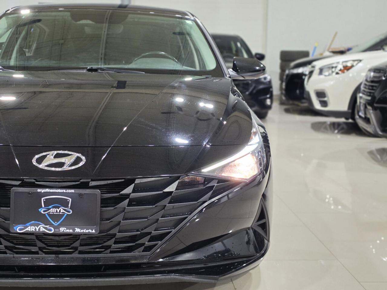 2023 Hyundai Elantra PREFERRED W/TECH NO ACCIDENT ONE OWNER ONTARIO VEH Photo