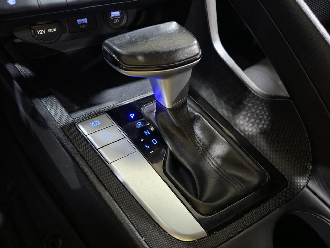 2023 Hyundai Elantra PREFERRED W/TECH NO ACCIDENT ONE OWNER ONTARIO VEH Photo