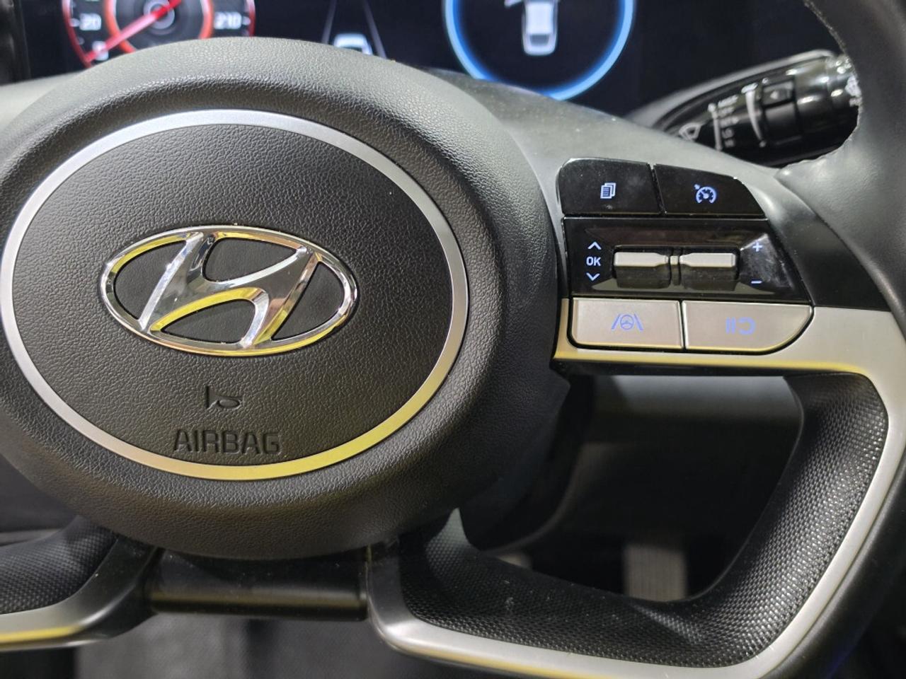 2023 Hyundai Elantra PREFERRED W/TECH NO ACCIDENT ONE OWNER ONTARIO VEH Photo