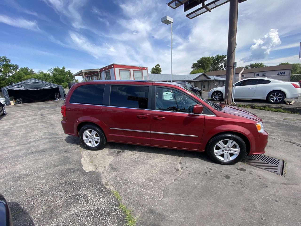 2016 Dodge Grand Caravan 4dr Wgn Crew Plus Photo1