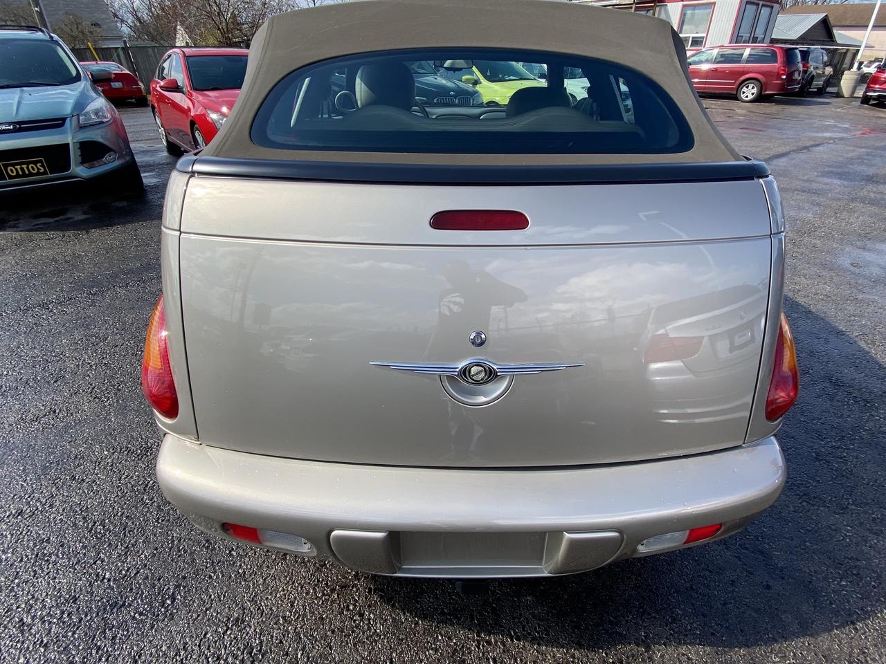 2005 Chrysler PT Cruiser 2dr Convertible GT Photo