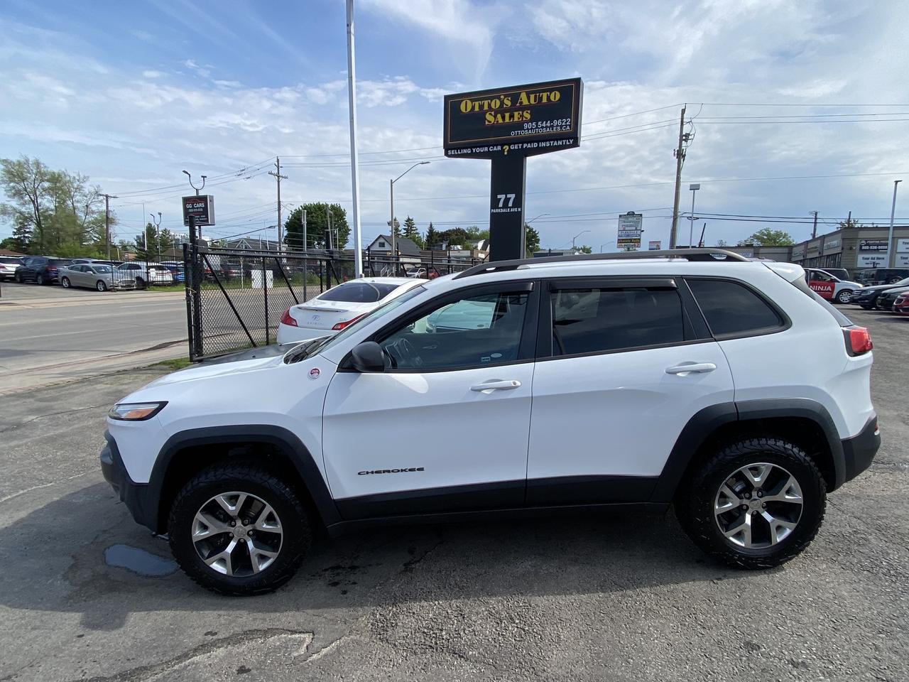 2016 Jeep Cherokee 4WD 4dr Trailhawk Photo