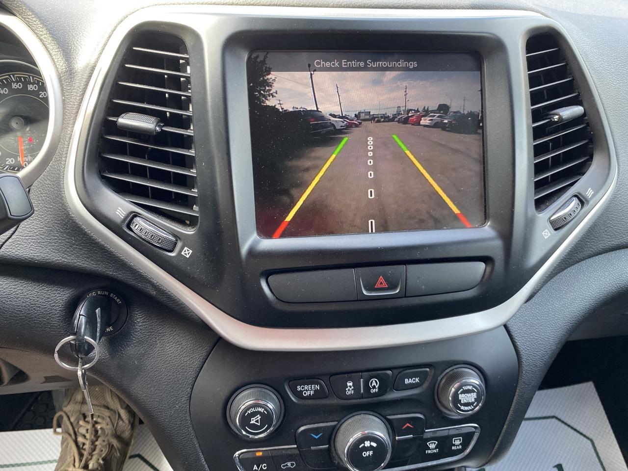 2016 Jeep Cherokee 4WD 4dr Trailhawk Photo