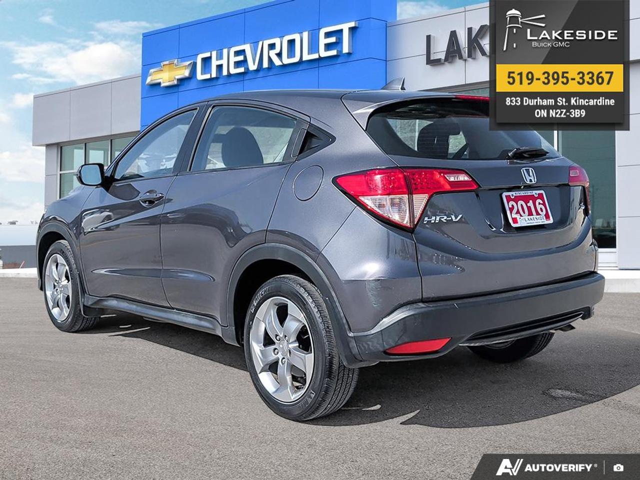 2016 Honda HR-V LX (CVT) 4dr All-Wheel Drive Photo3