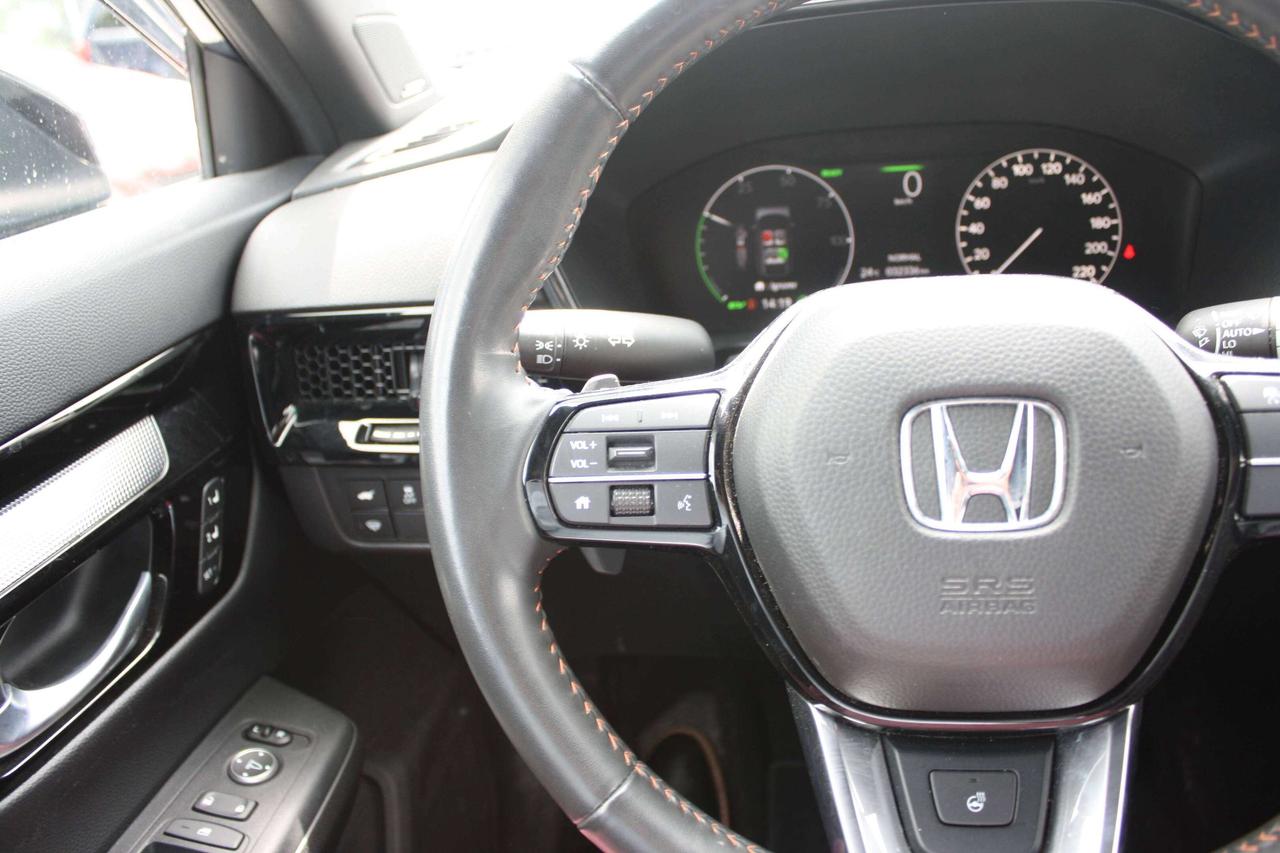 2025 Honda CR-V Hybrid Touring AWD Photo