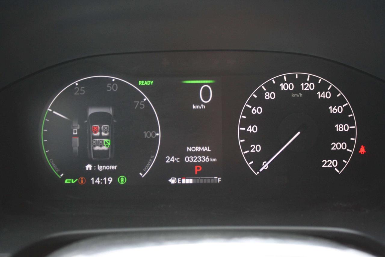 2025 Honda CR-V Hybrid Touring AWD Photo