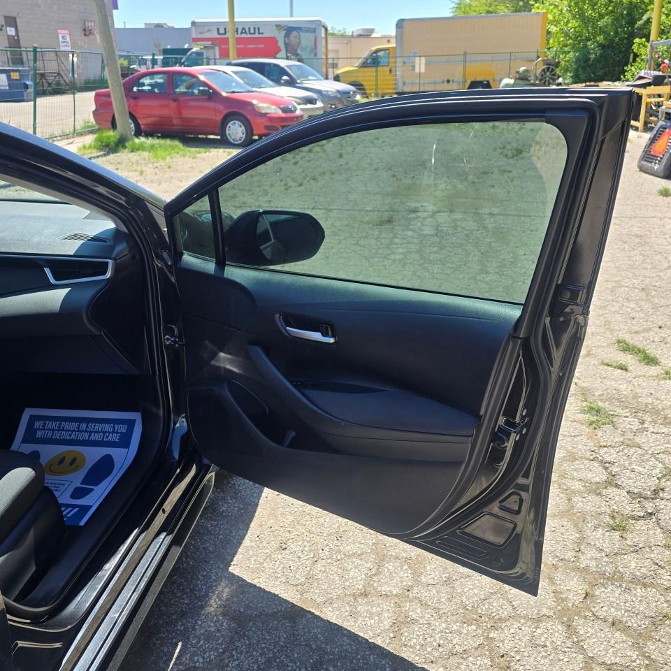 2020 Toyota Corolla LE CVT Photo
