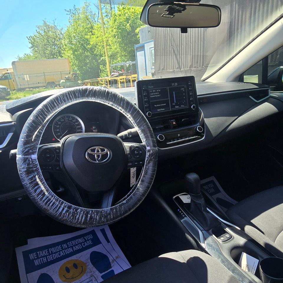2020 Toyota Corolla LE CVT Photo