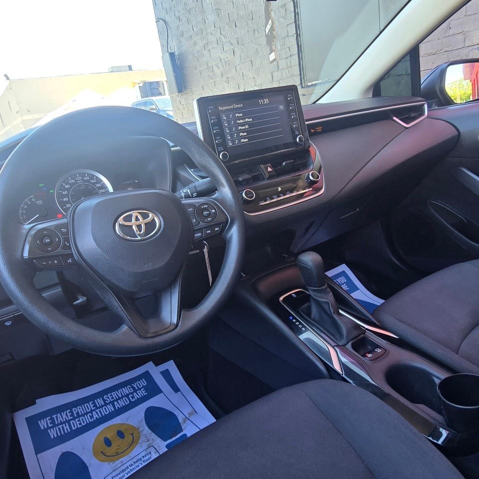 2020 Toyota Corolla LE CVT Photo