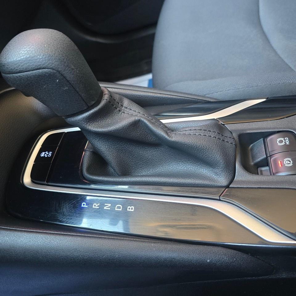 2020 Toyota Corolla LE CVT Photo