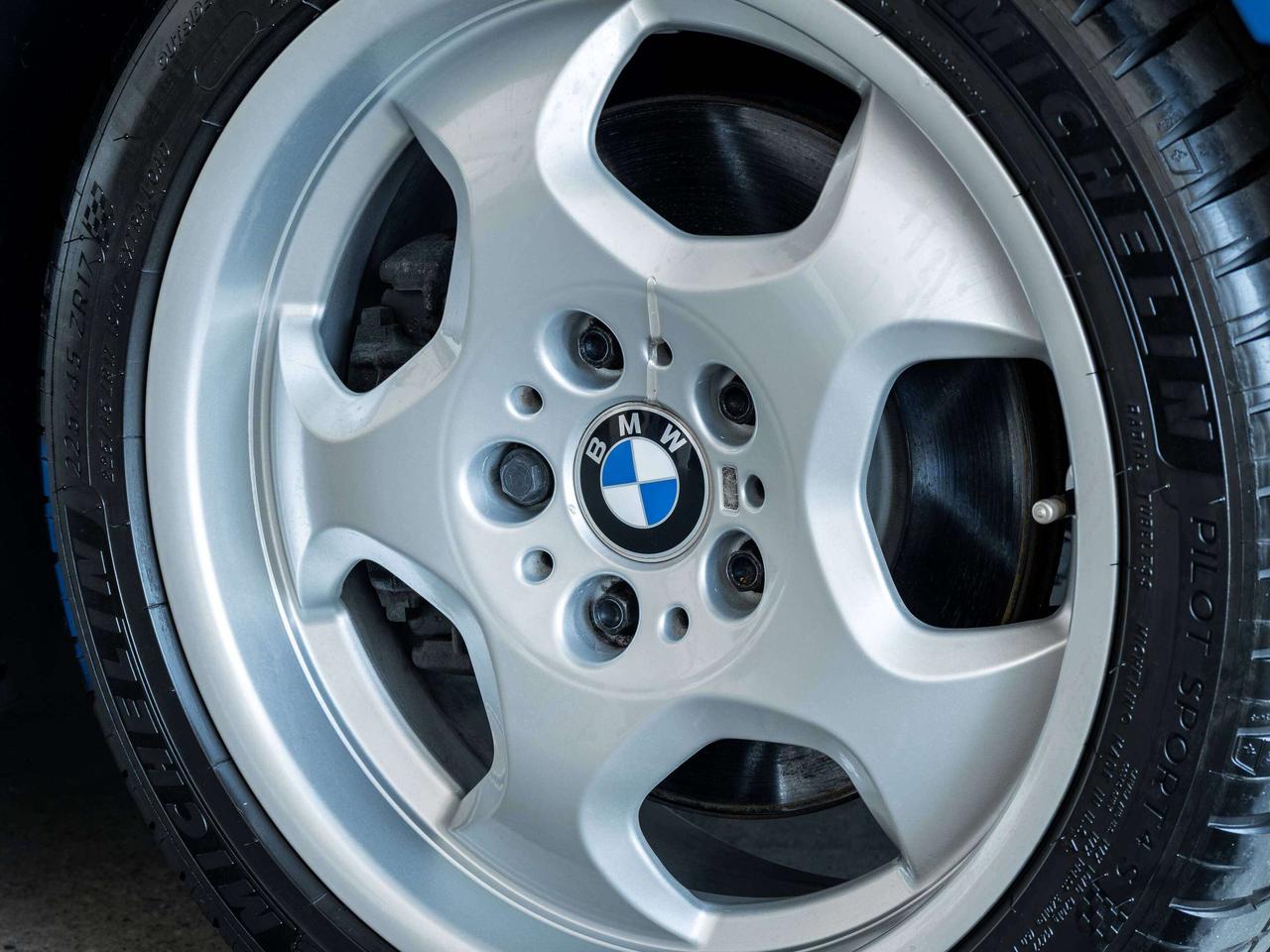 1999 BMW 335i  Photo