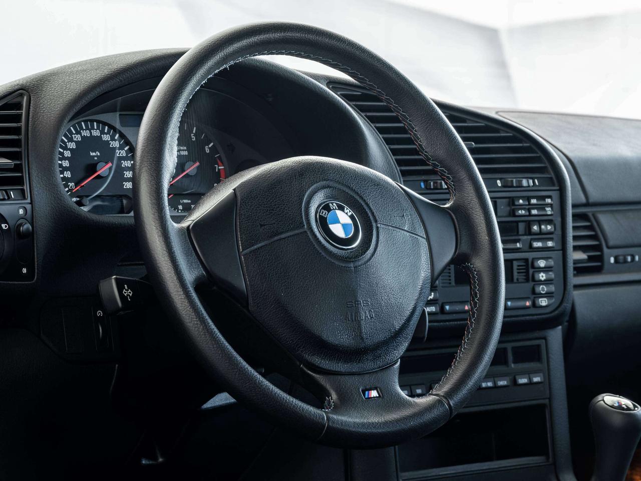 1999 BMW 335i  Photo