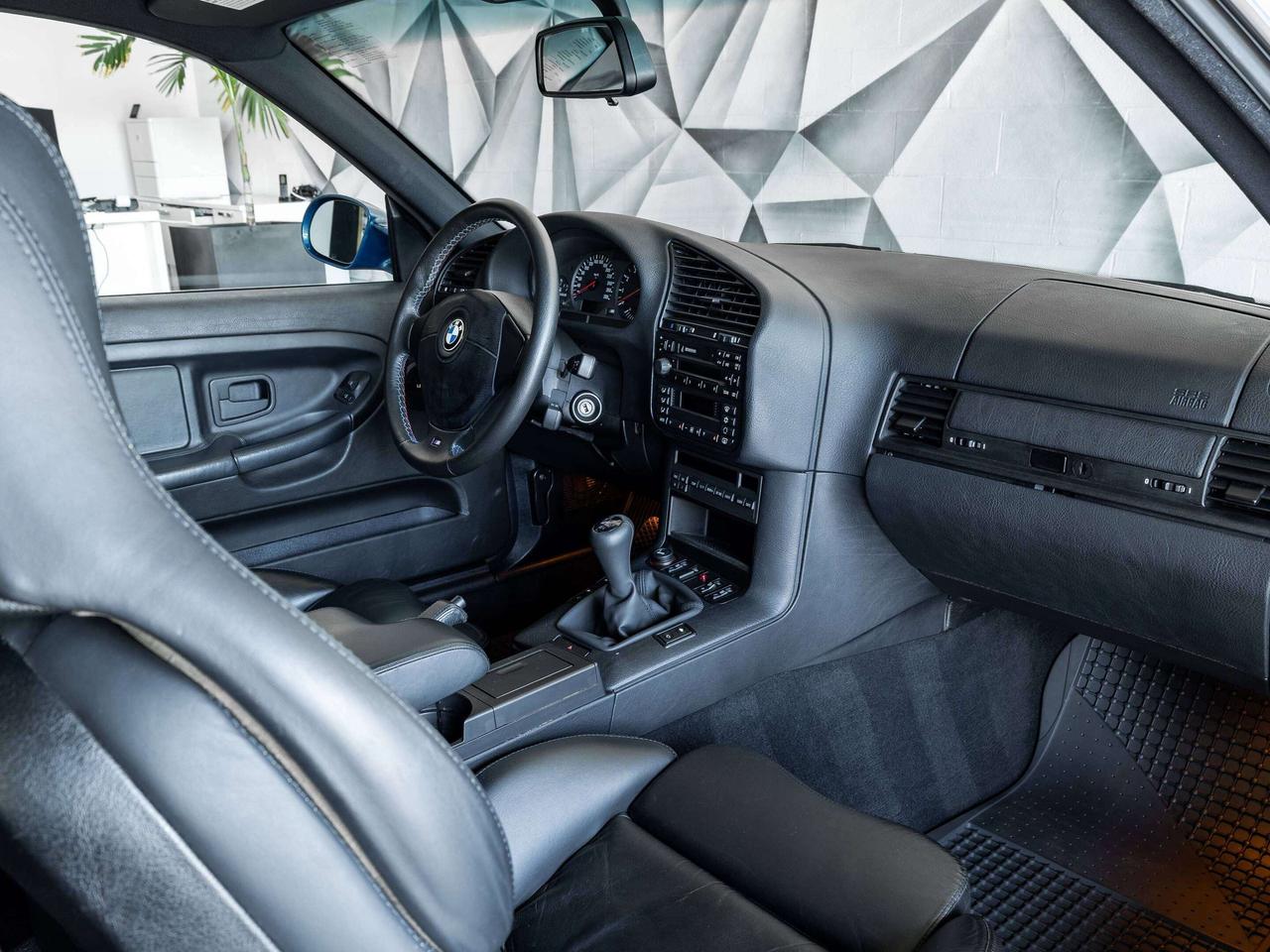 1999 BMW 335i  Photo