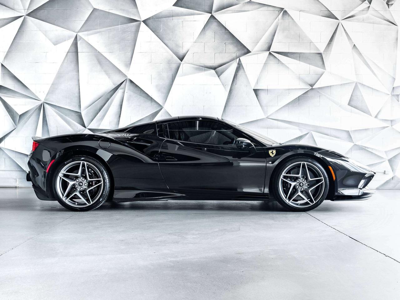 2021 Ferrari F8 Spider  Photo3