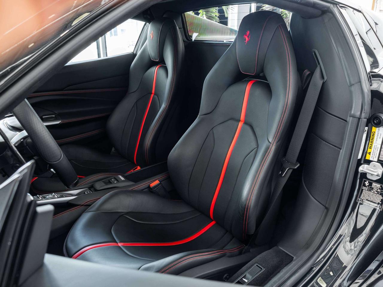 2021 Ferrari F8 Spider  Photo