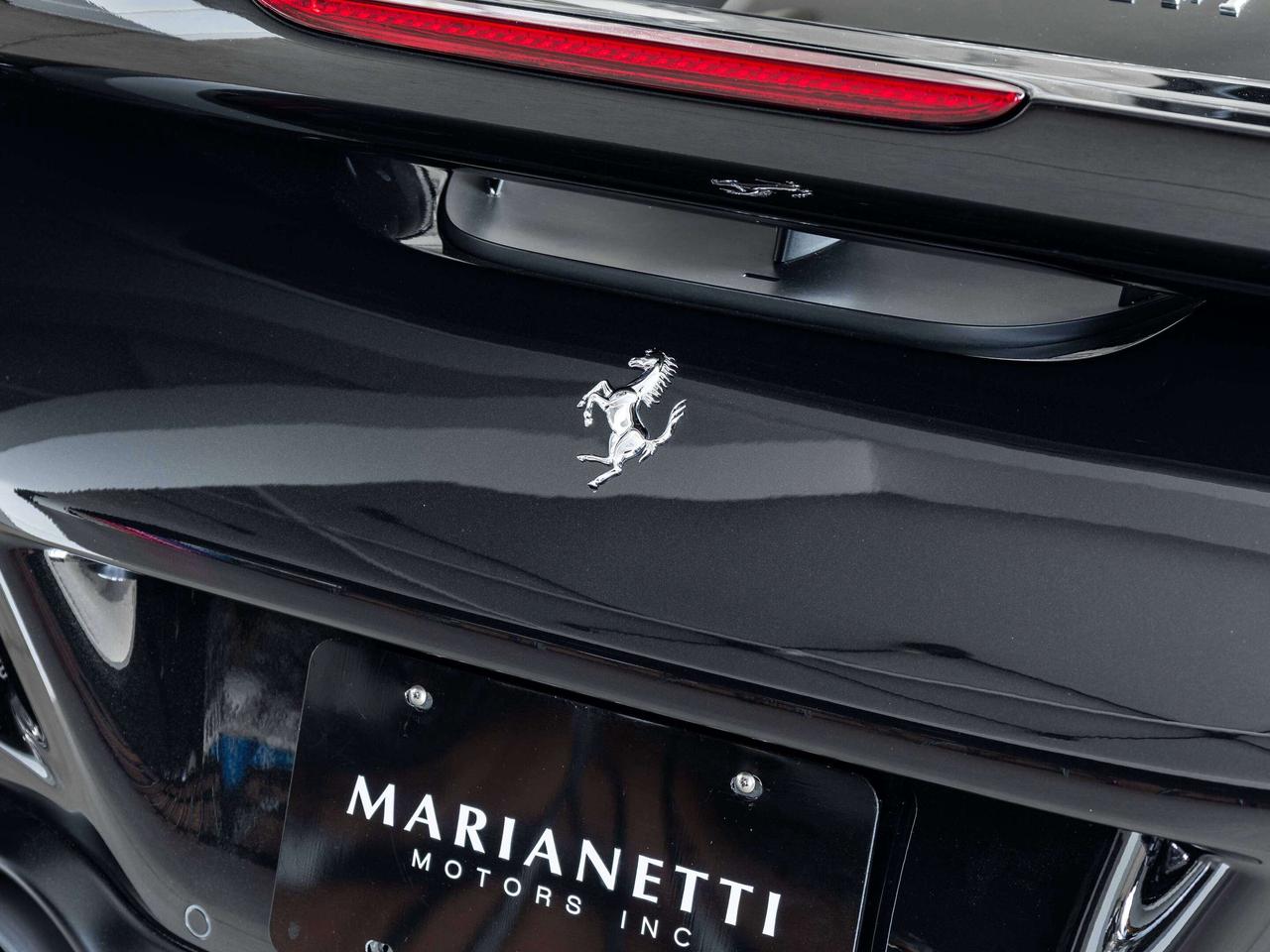 2021 Ferrari F8 Spider  Photo
